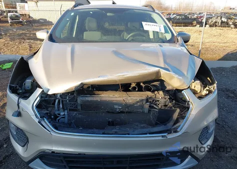 2017 Ford Escape Se z USA, uszkodzony, nr VIN 1FMCU9G92HUE07005